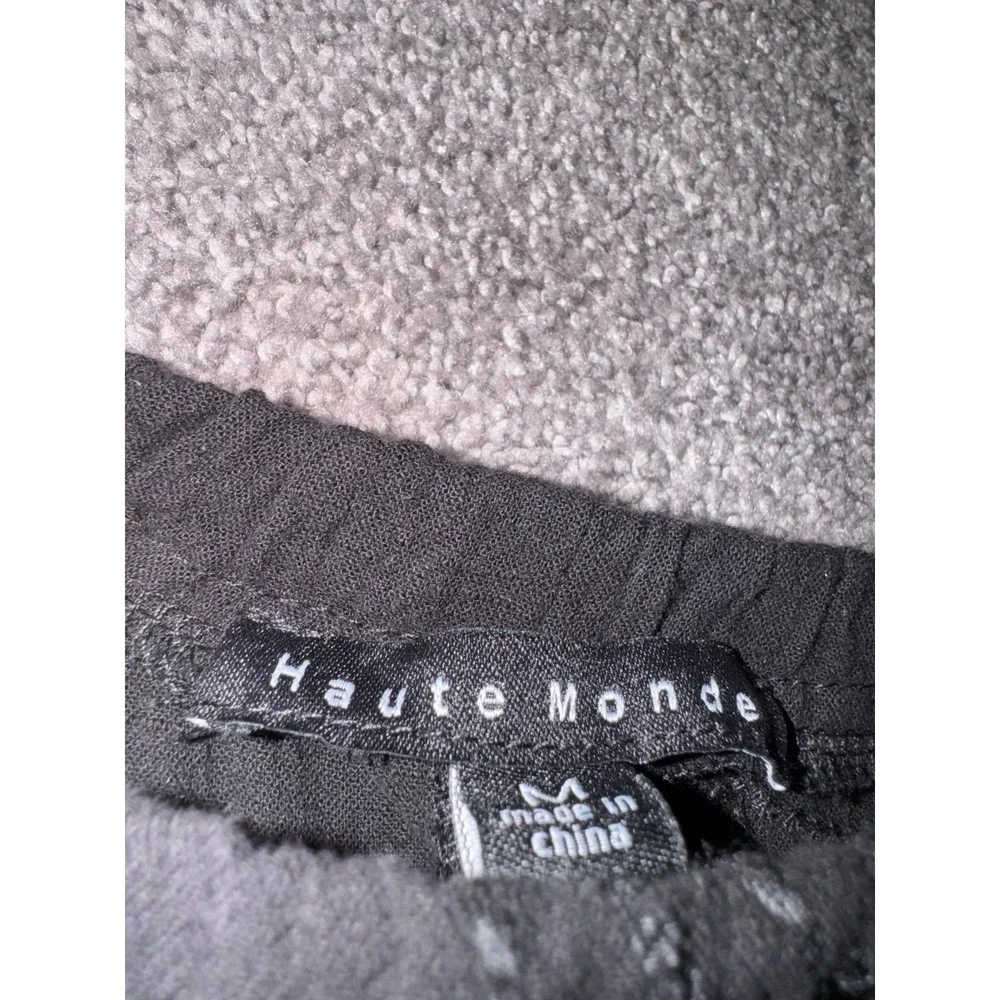 Haute Monde Women's Black Embroidered Design Shorts‎ - Medium